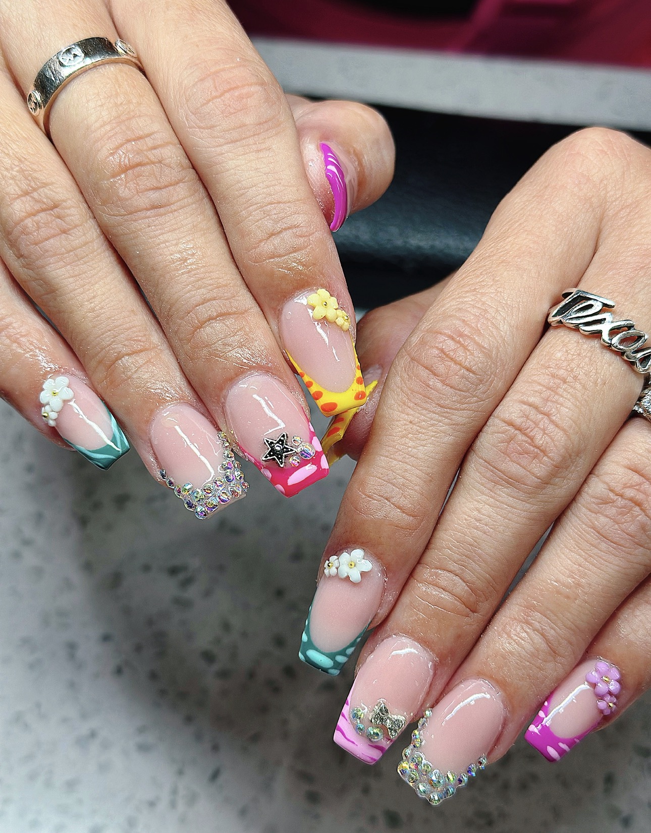 SOLAR NAILS | HEWITT nail photo 1